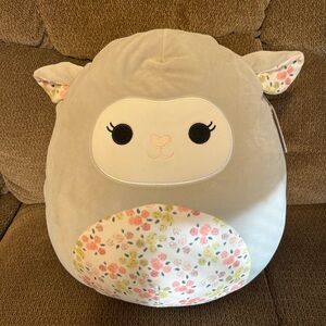 Elea Squishmellow ! NWT